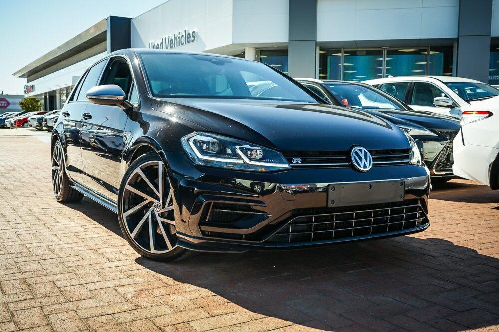 Volkswagen Golf image 1