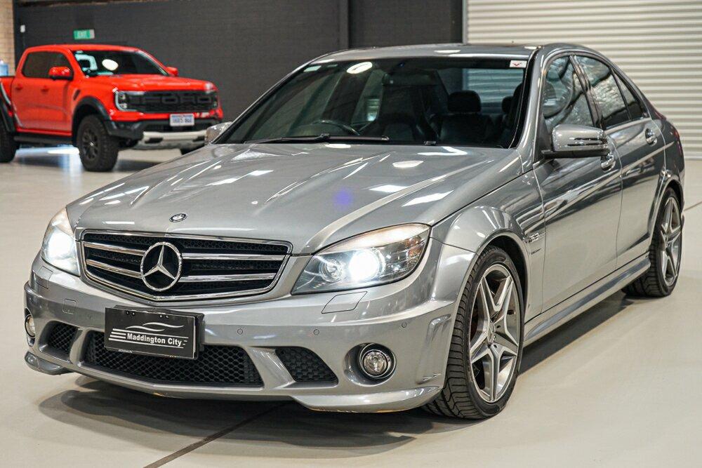 Mercedes Benz C-class image 4
