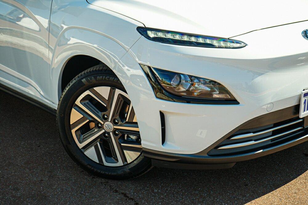 Hyundai Kona image 2