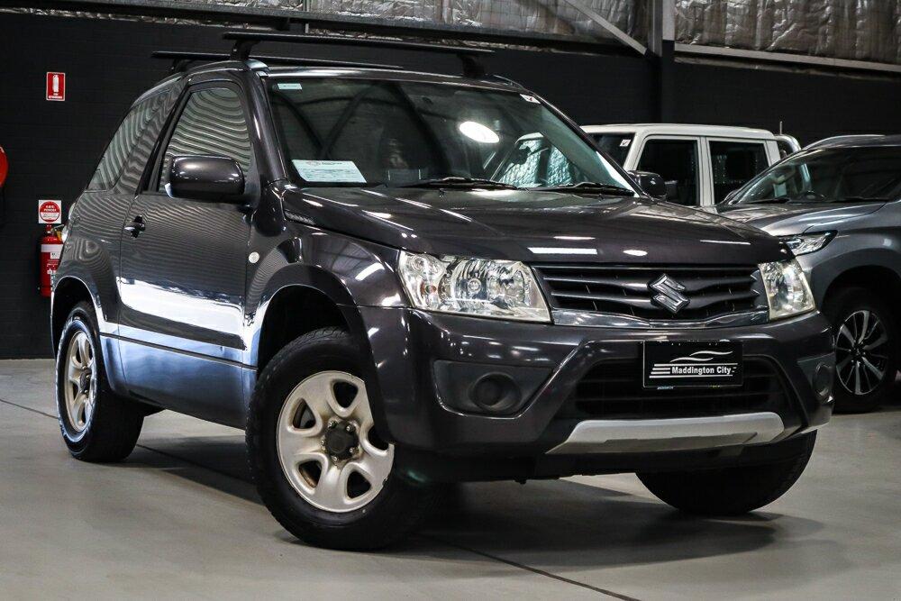 Suzuki Grand Vitara image 1