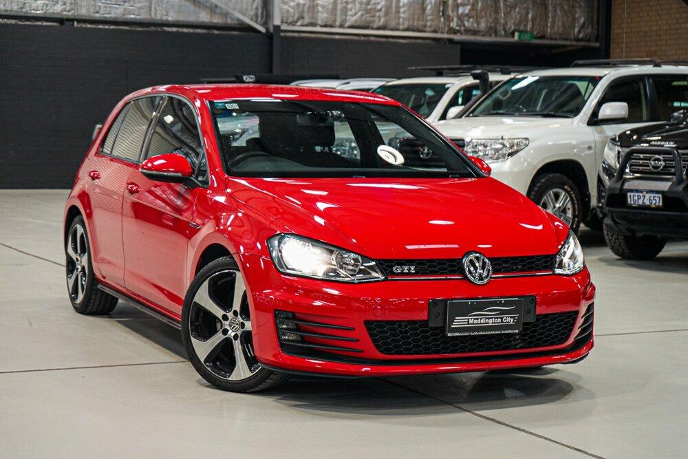 Volkswagen Golf image 1