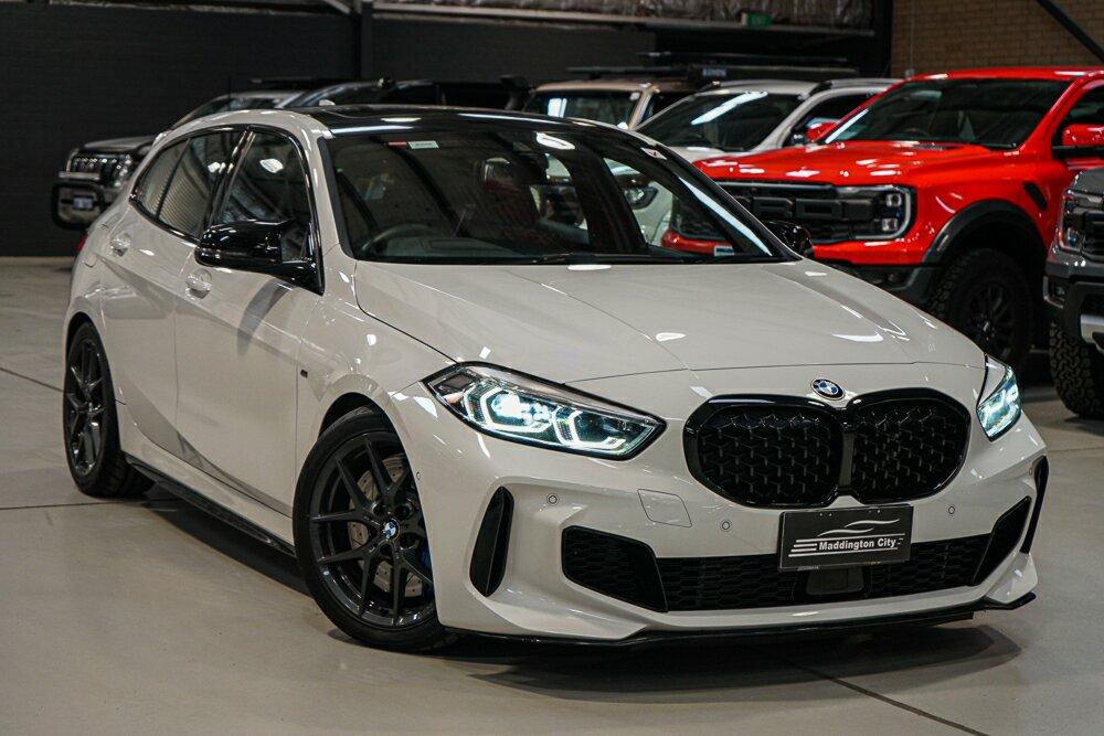 BMW 1 Series image 1