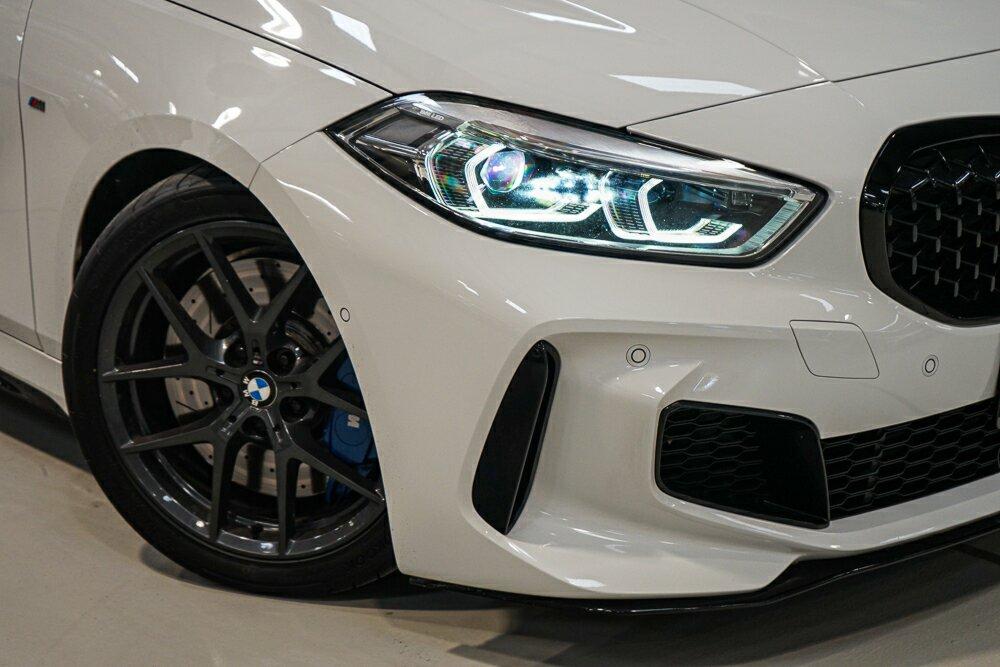 BMW 1 Series image 2