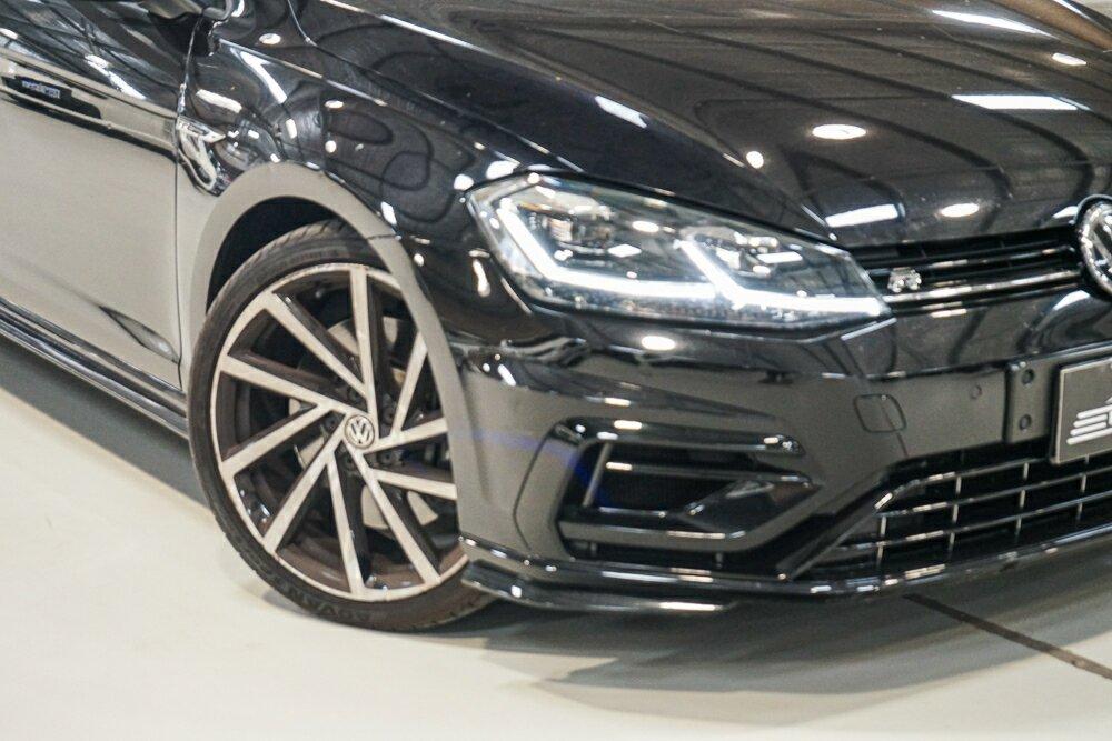 Volkswagen Golf image 2