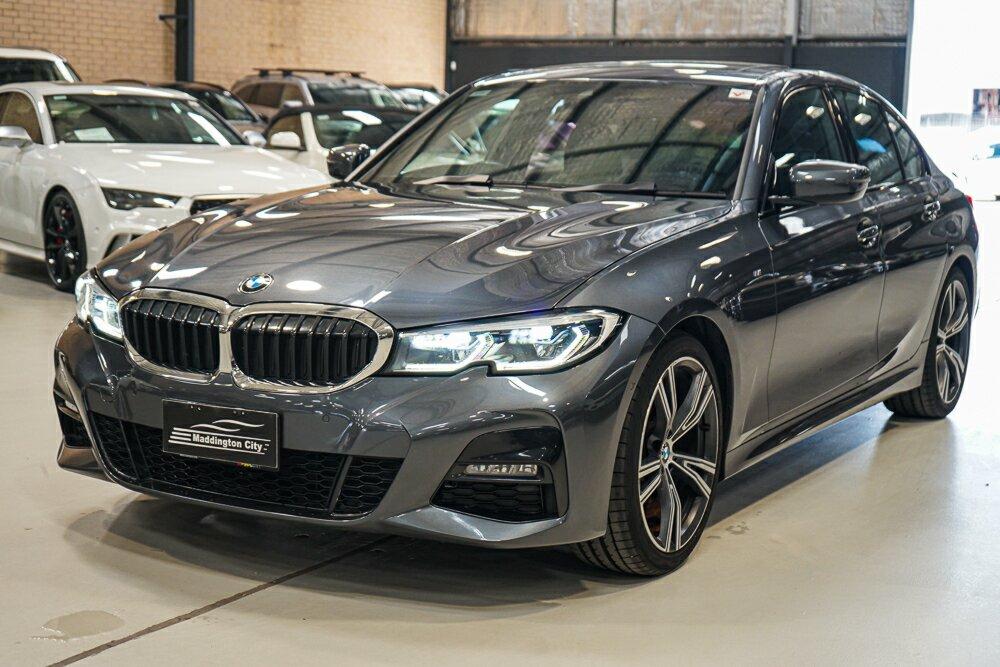 BMW 3 Series image 4