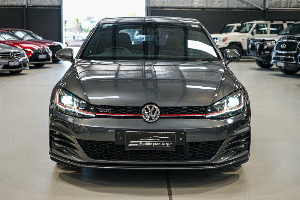 Volkswagen Golf image 3