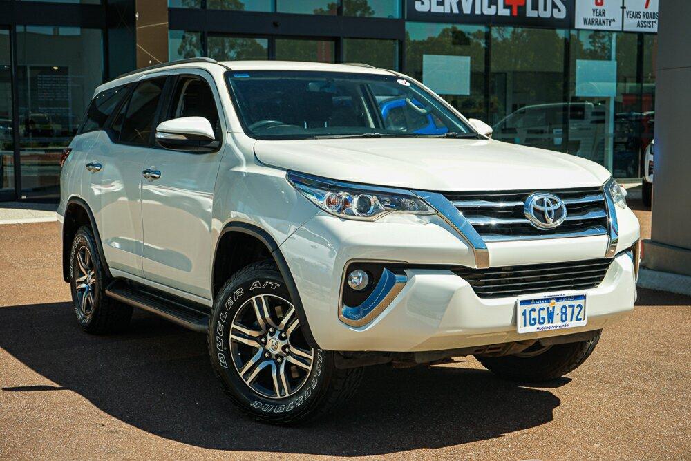 Toyota Fortuner image 1