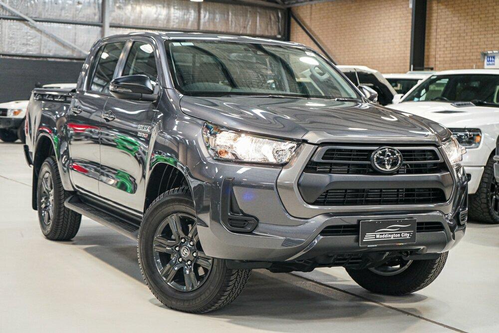 Toyota Hilux image 1