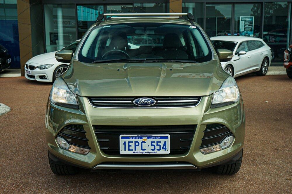 Ford Kuga image 3
