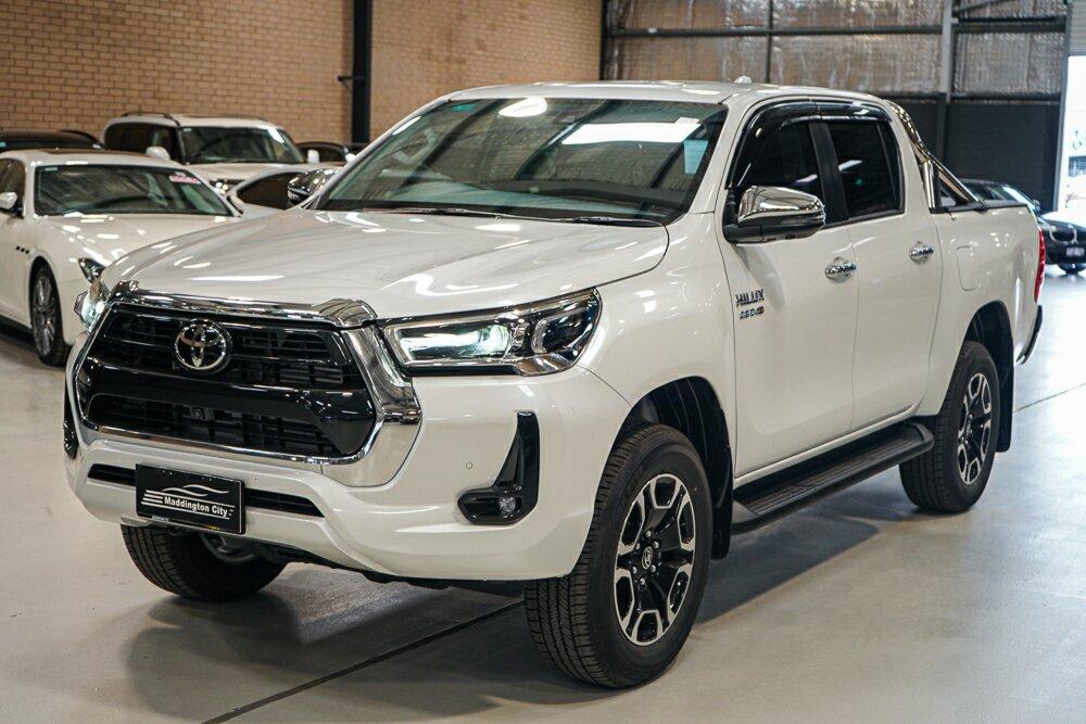 Toyota Hilux image 4