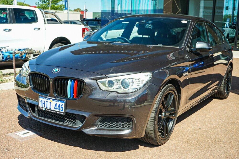 BMW 5 Series image 4
