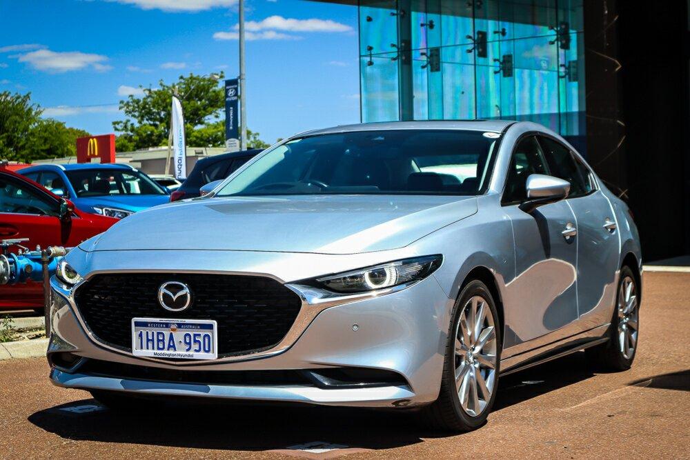 Mazda 3 image 4