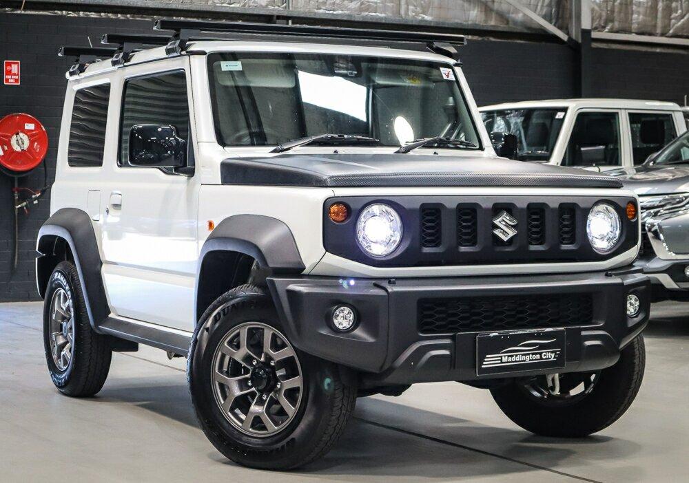 Suzuki Jimny image 1