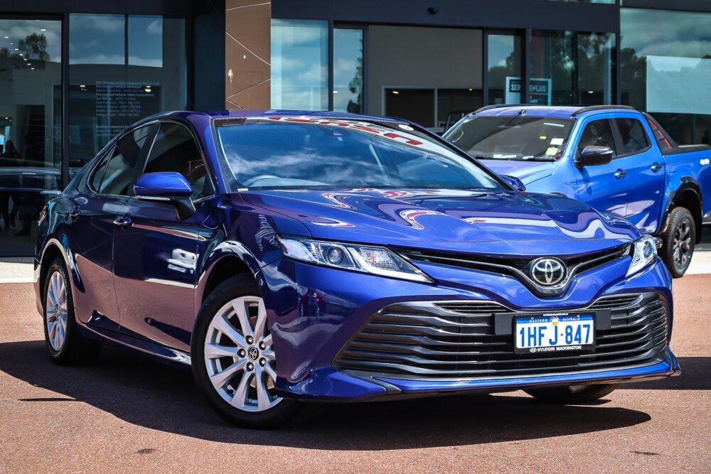 Toyota Camry image 1