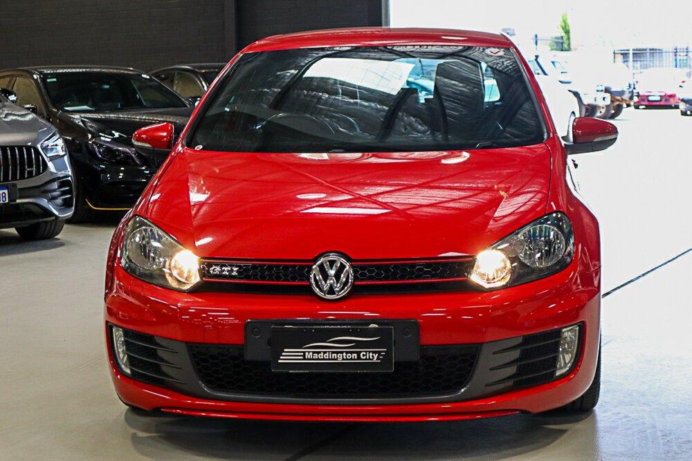 Volkswagen Golf image 3