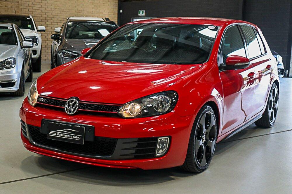 Volkswagen Golf image 4