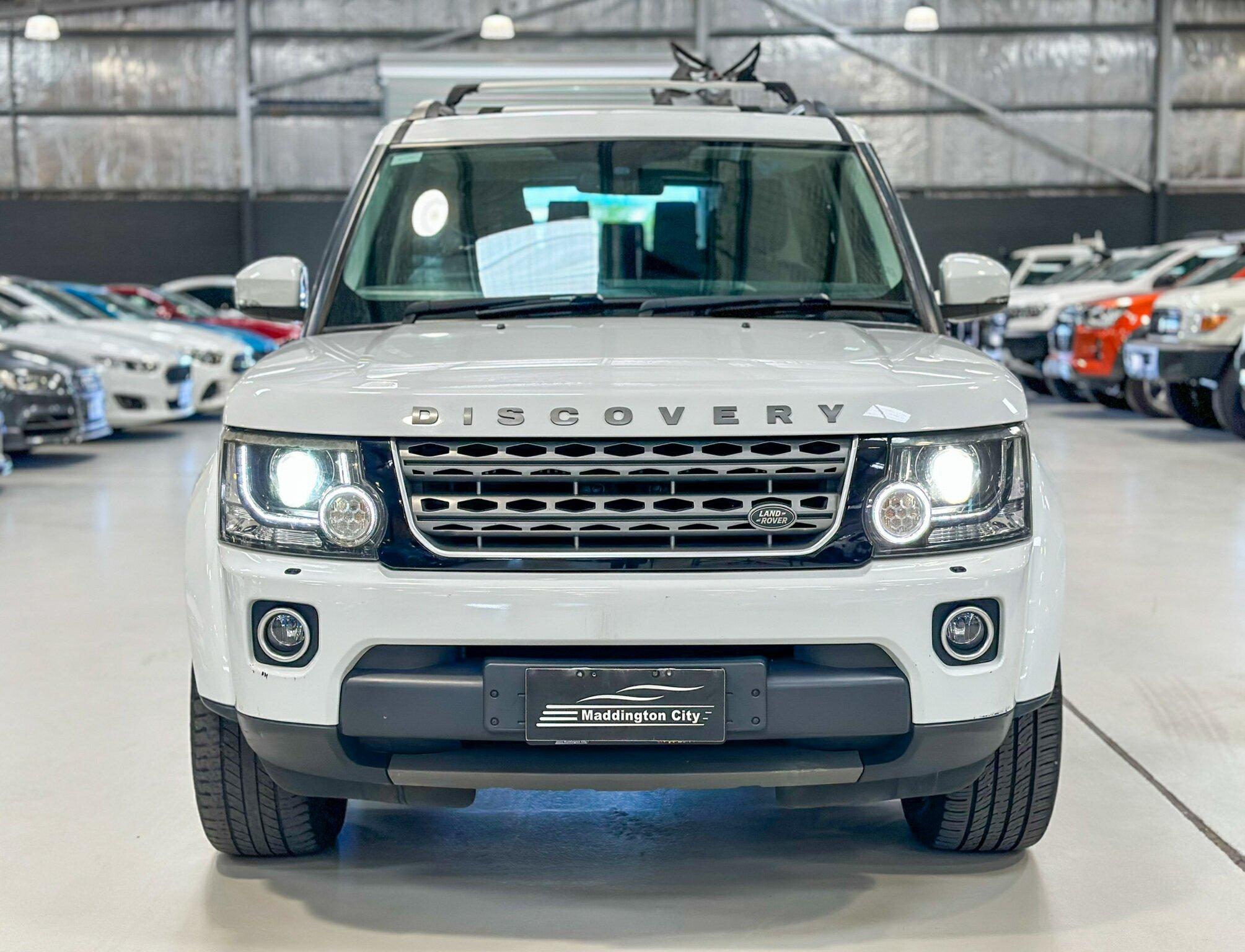 Land Rover Discovery image 2