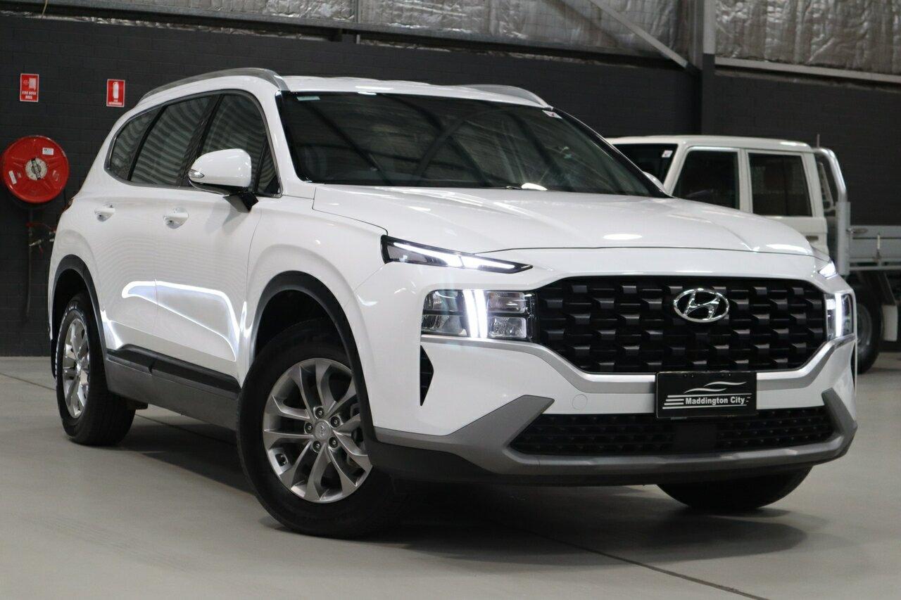 Hyundai Santa Fe image 1