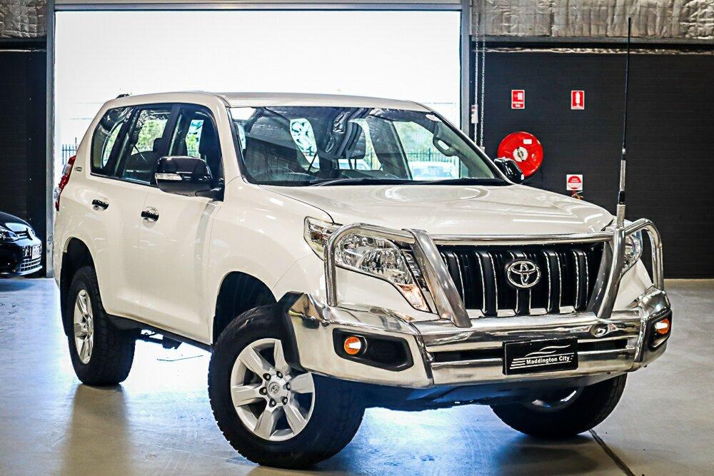 Toyota Landcruiser Prado image 1