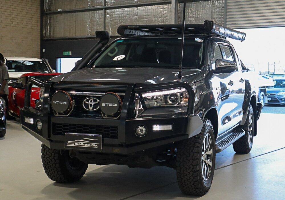 Toyota Hilux image 4