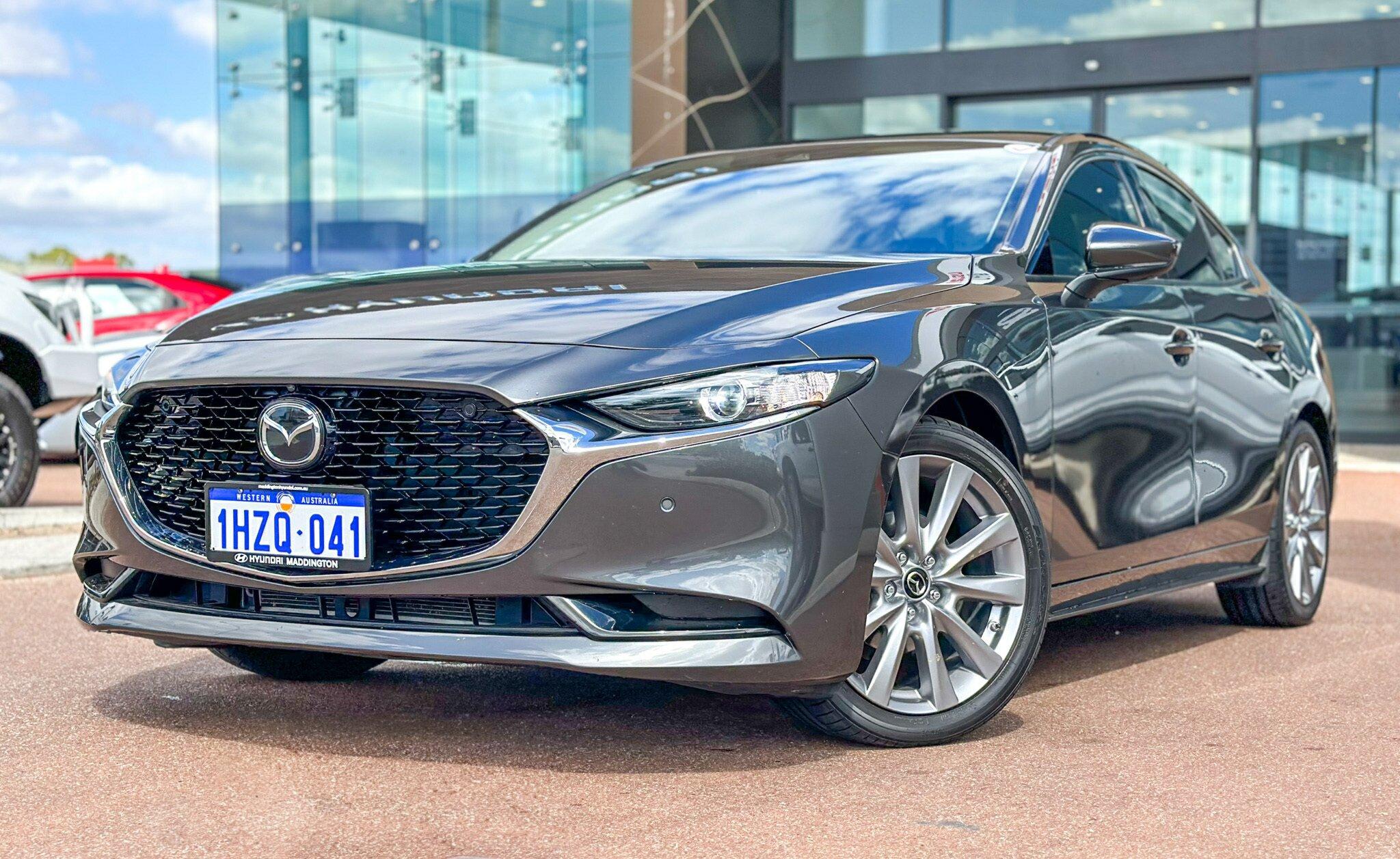 Mazda 3 image 3