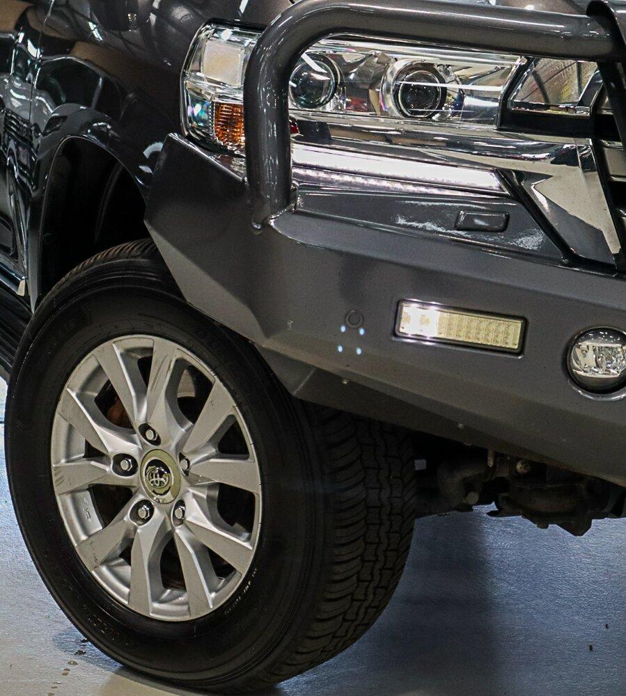 Toyota Landcruiser image 2