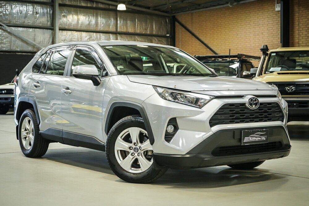 Toyota Rav4 image 1