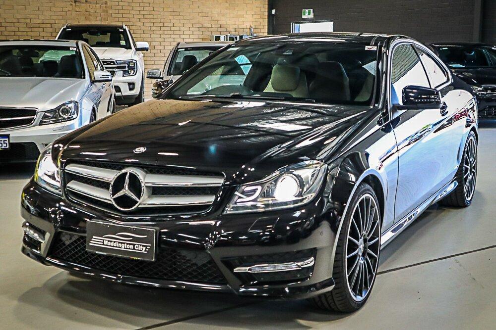 Mercedes Benz C-class image 4