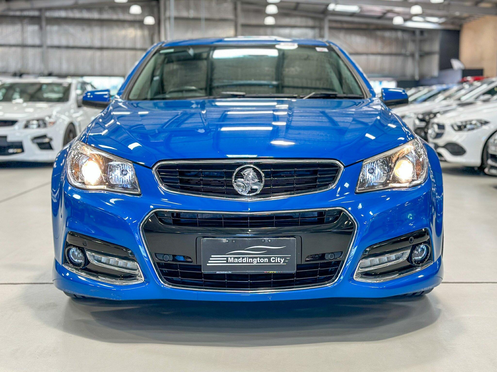 Holden Commodore image 2