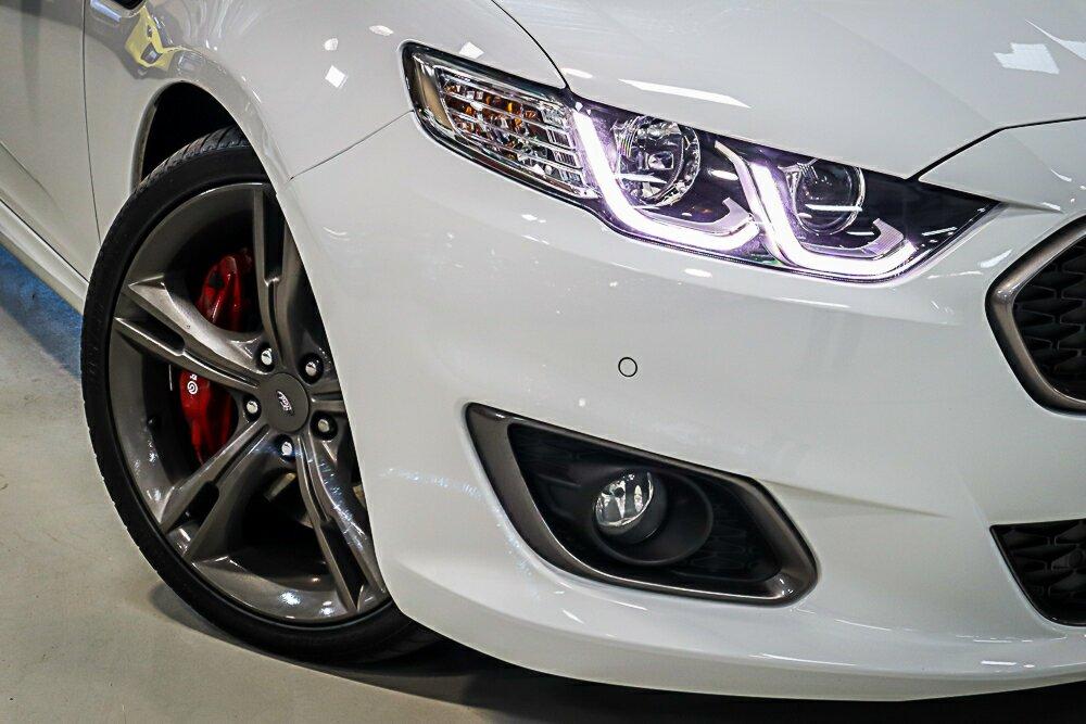 Ford Falcon image 2
