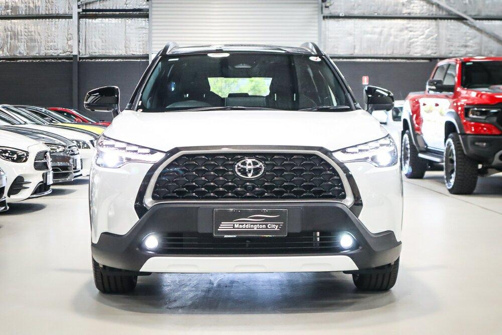 Toyota Corolla Cross image 3