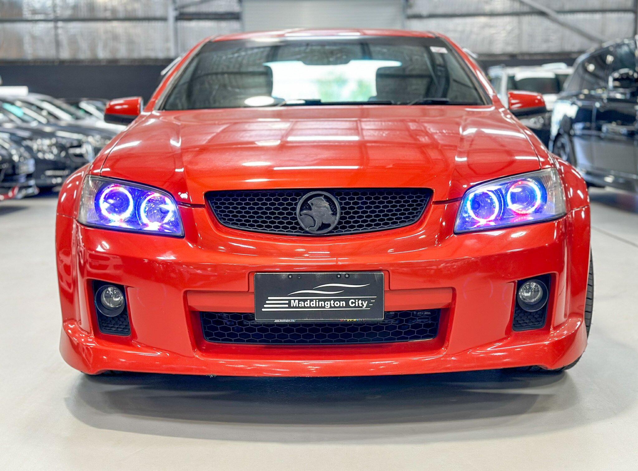 Holden Commodore image 2