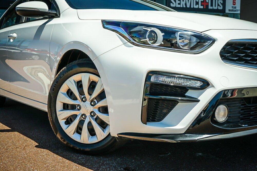 Kia Cerato image 2