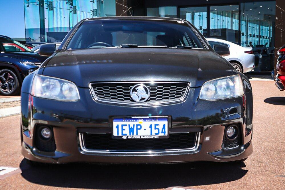Holden Commodore image 3