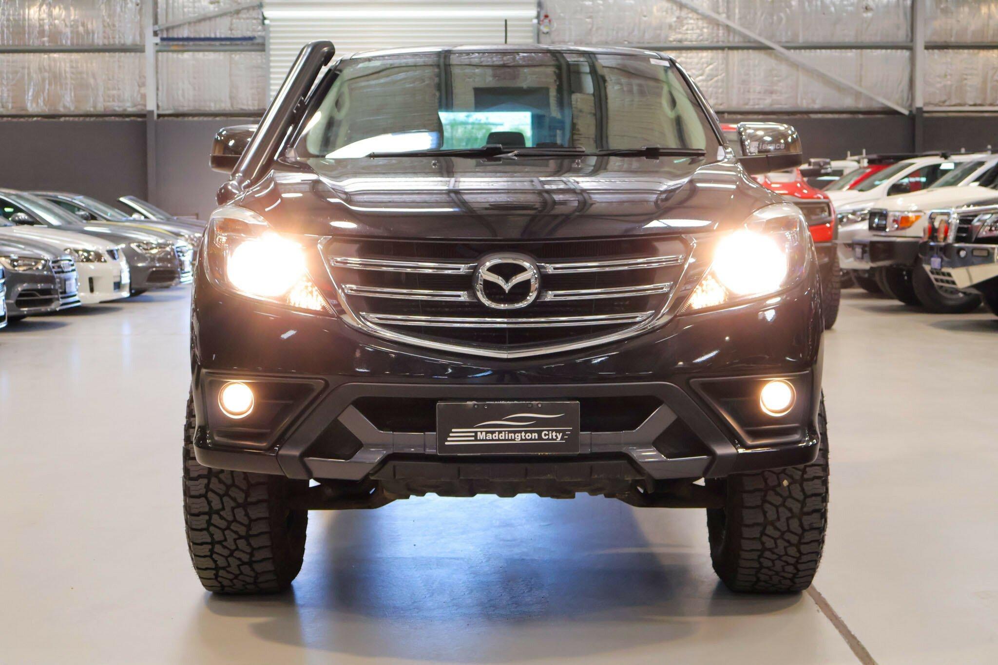 Mazda Bt-50 image 2