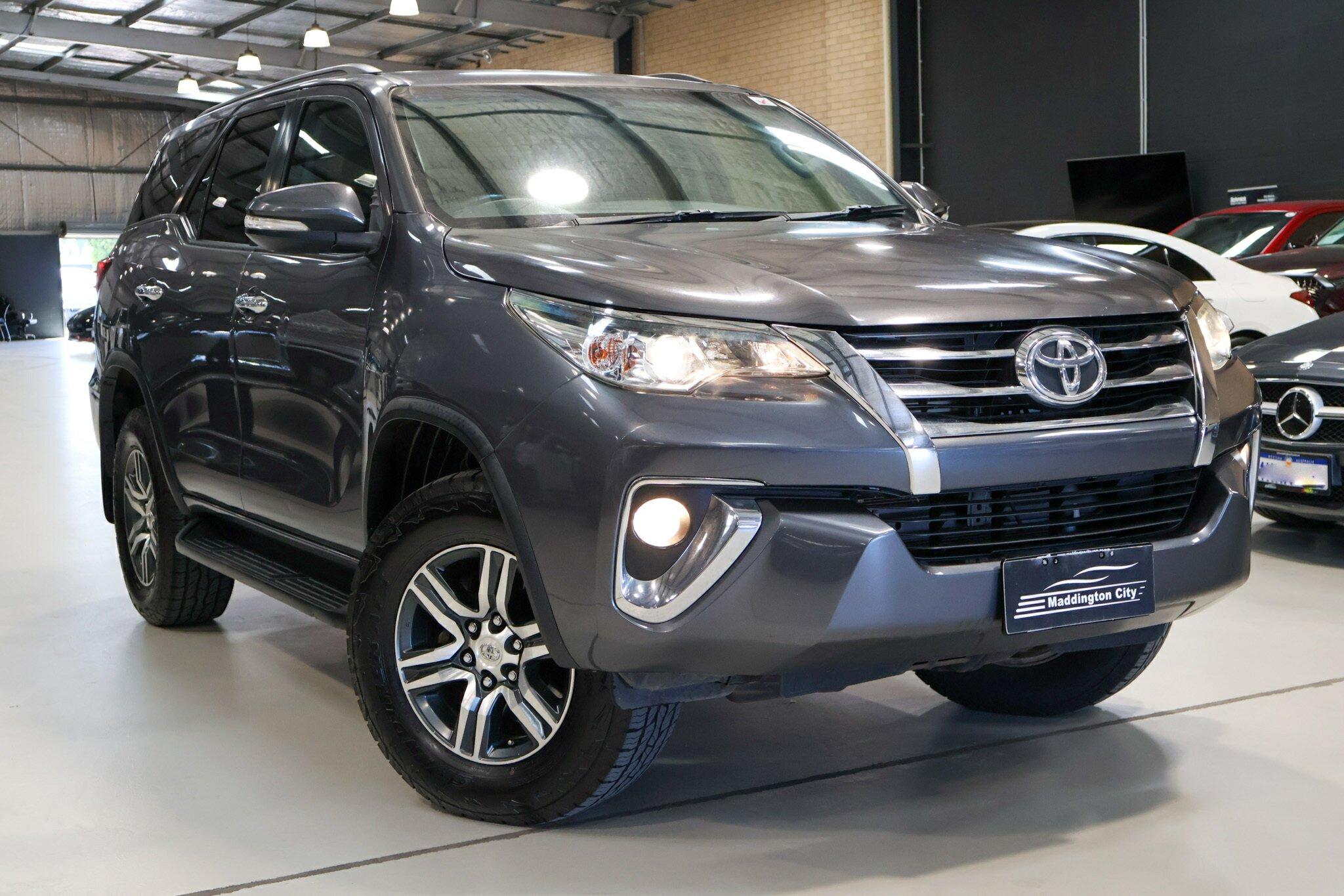 Toyota Fortuner image 1