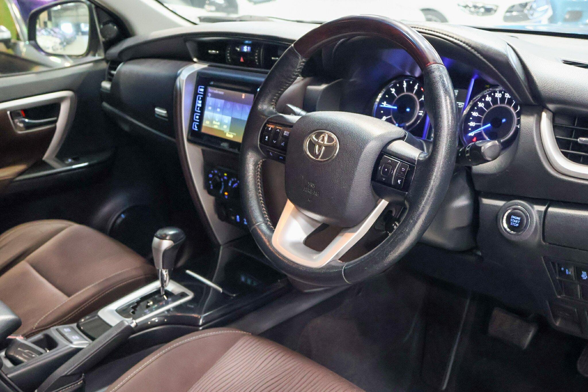 Toyota Fortuner image 4