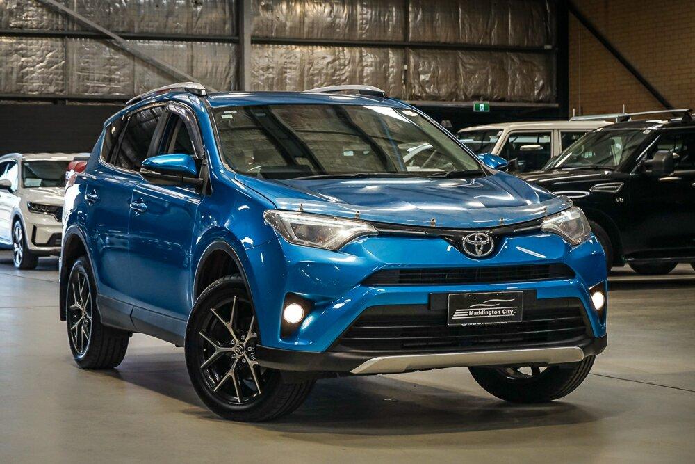 Toyota Rav4 image 1