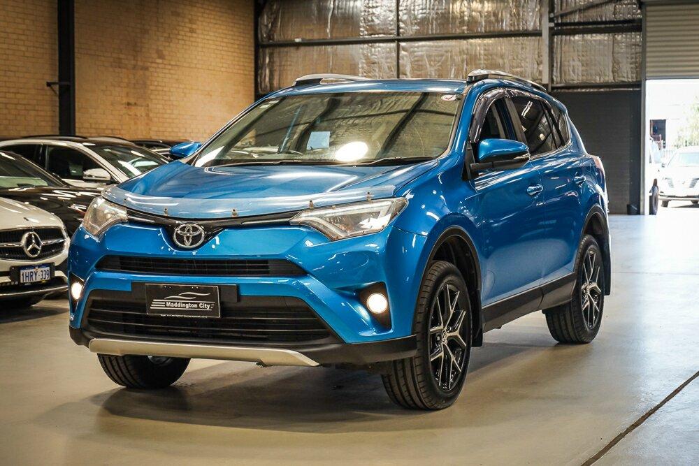 Toyota Rav4 image 4