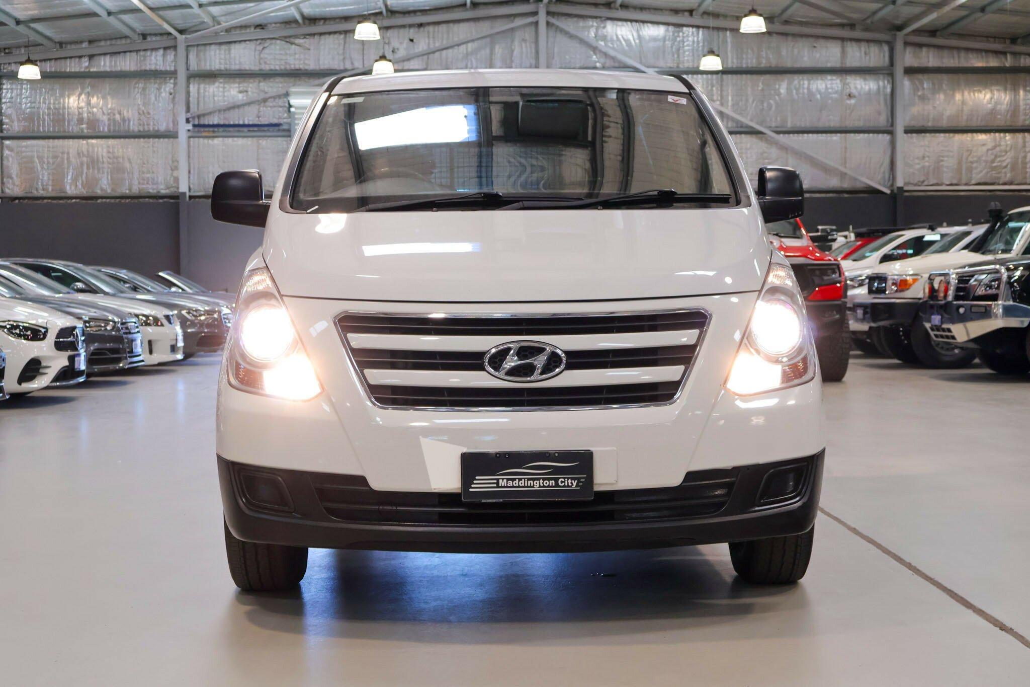 Hyundai Iload image 2