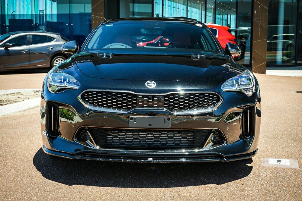 Kia Stinger image 3