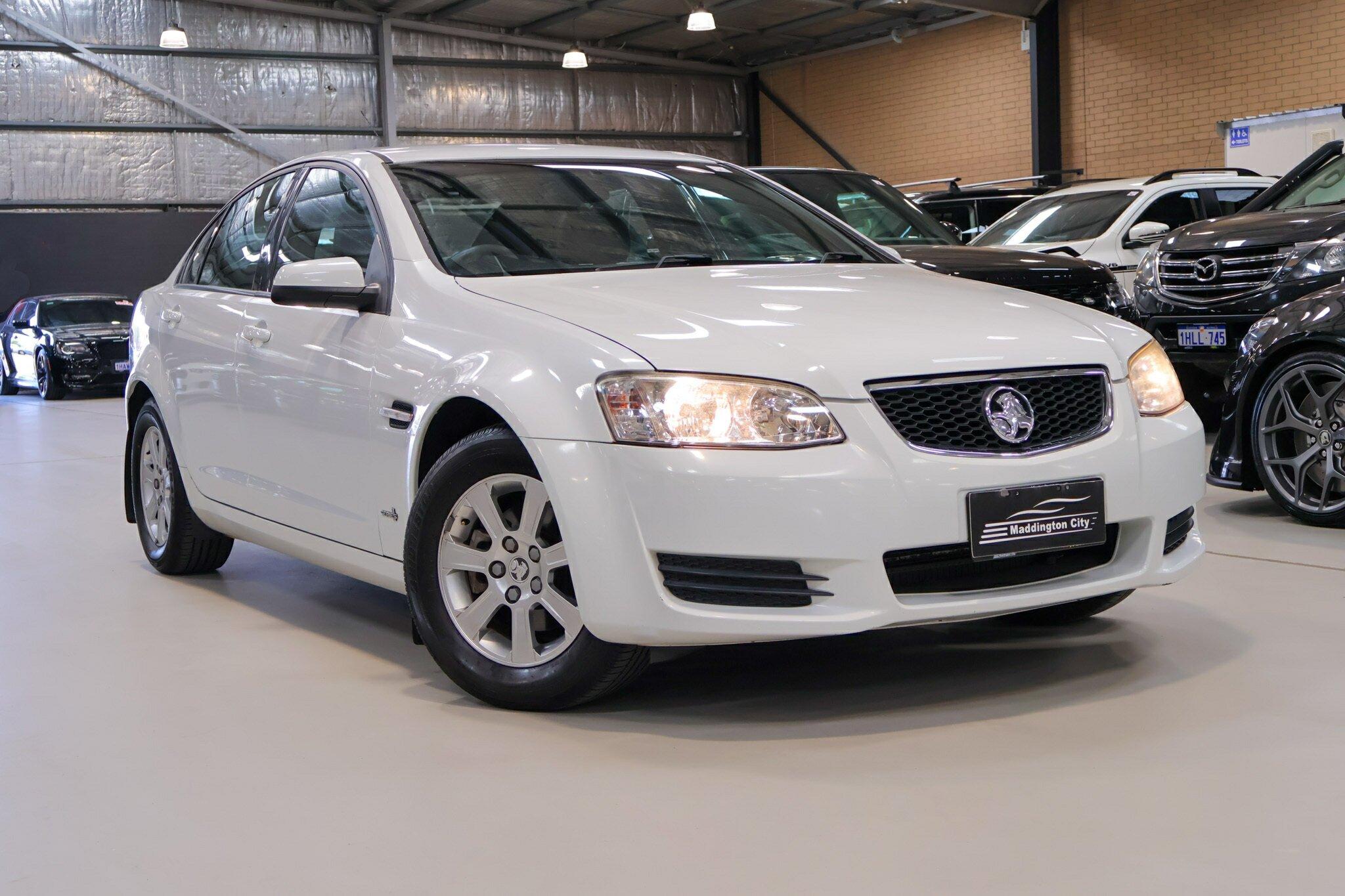 Holden Commodore image 1