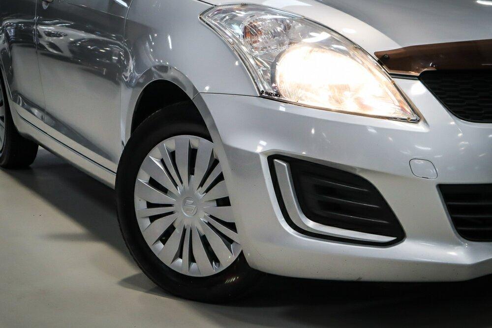Suzuki Swift image 2