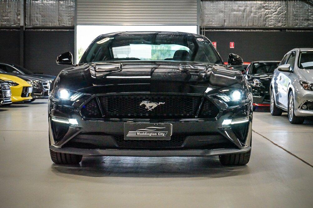 Ford Mustang image 3