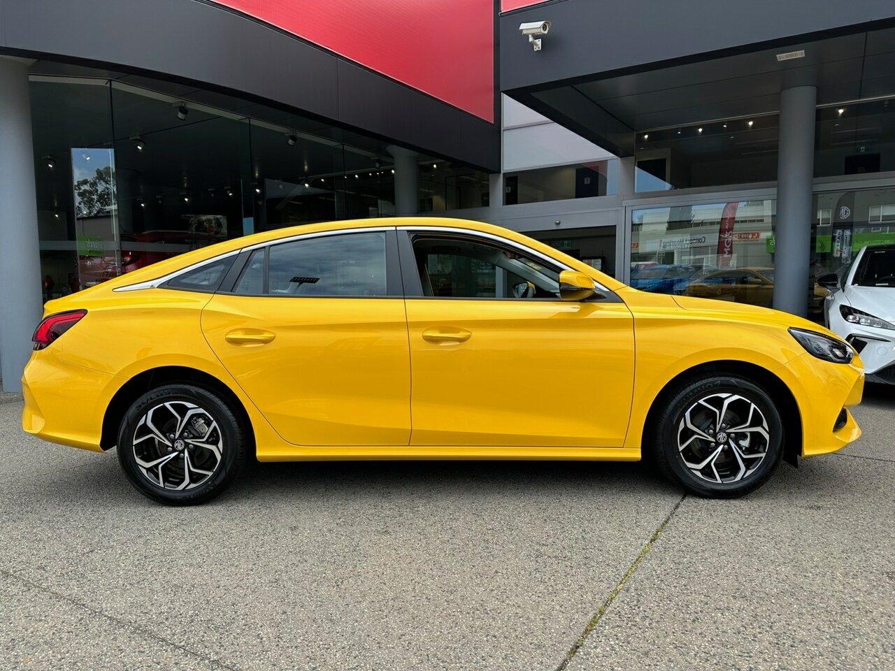 MG Mg5 image 4