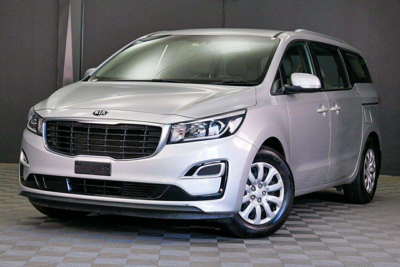 Kia Carnival image 3