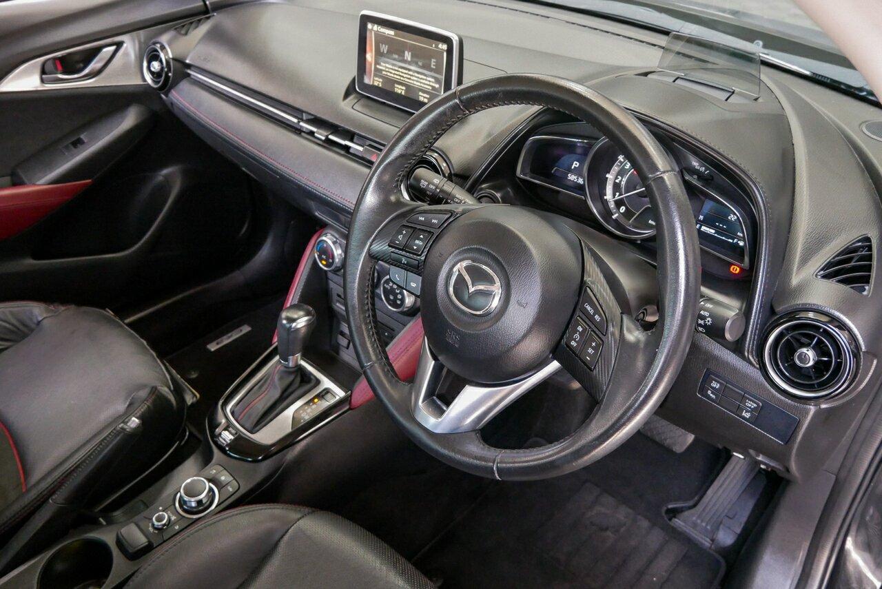 Mazda Cx-3 image 4