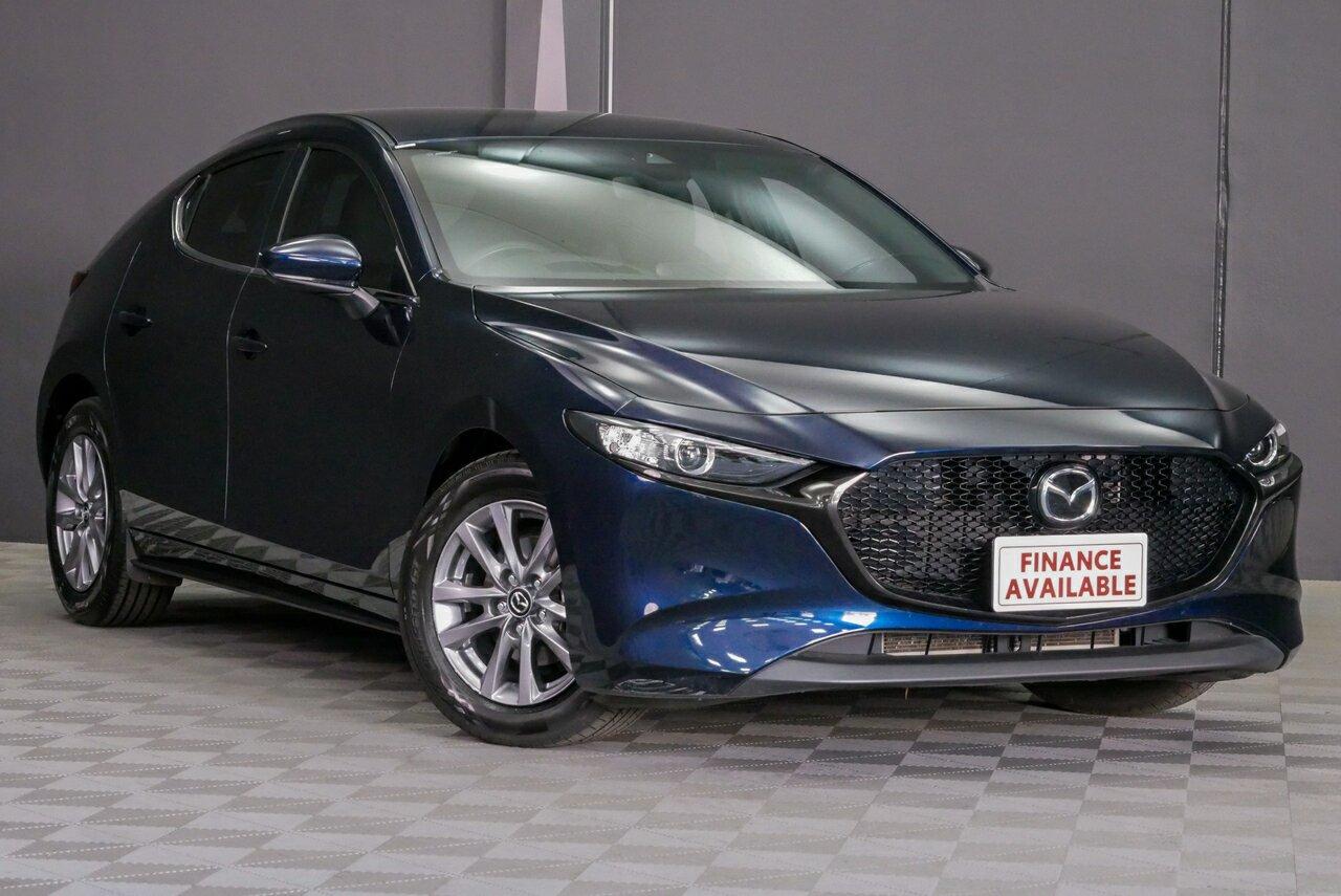 Mazda 3 image 1
