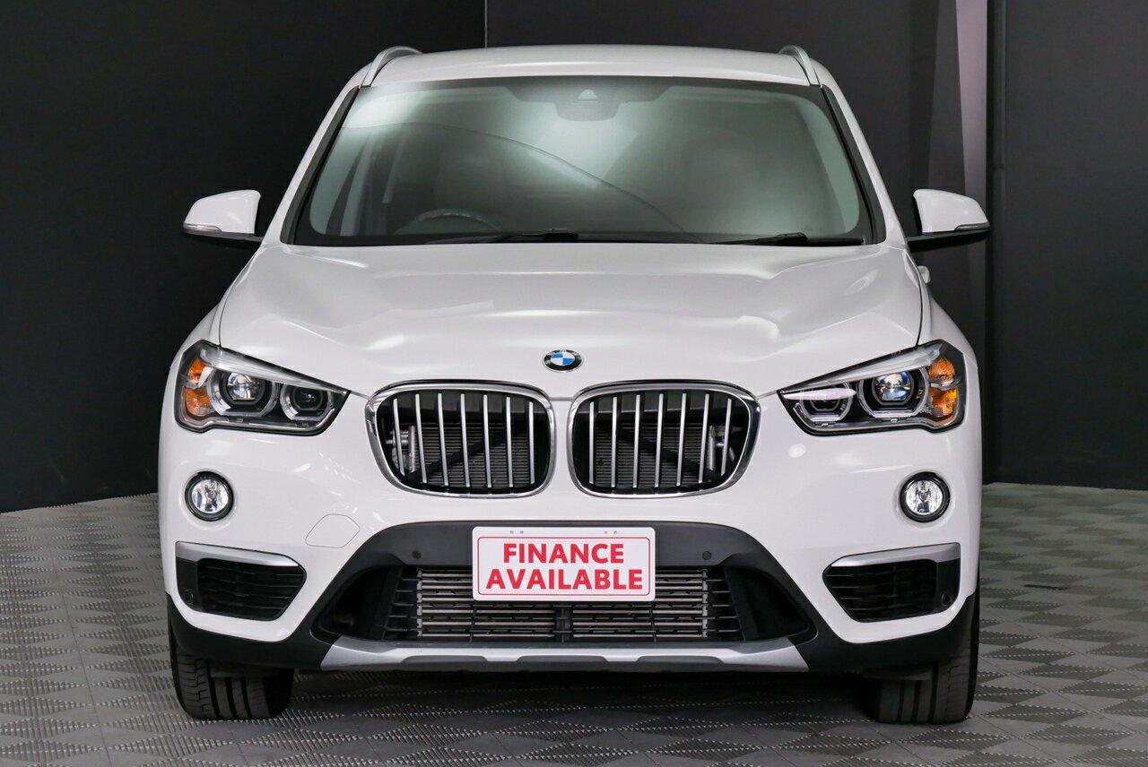 BMW X1 image 2