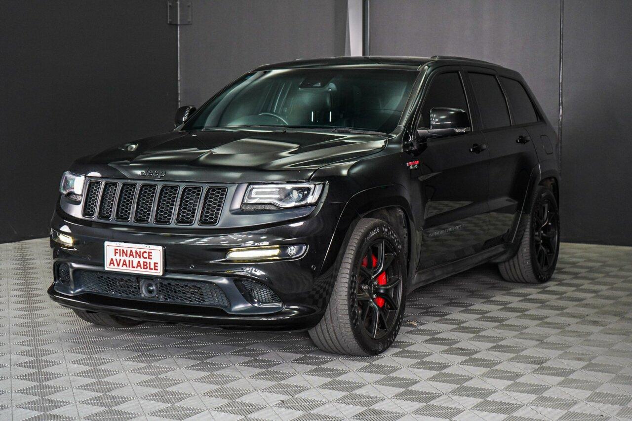 Jeep Grand Cherokee image 4